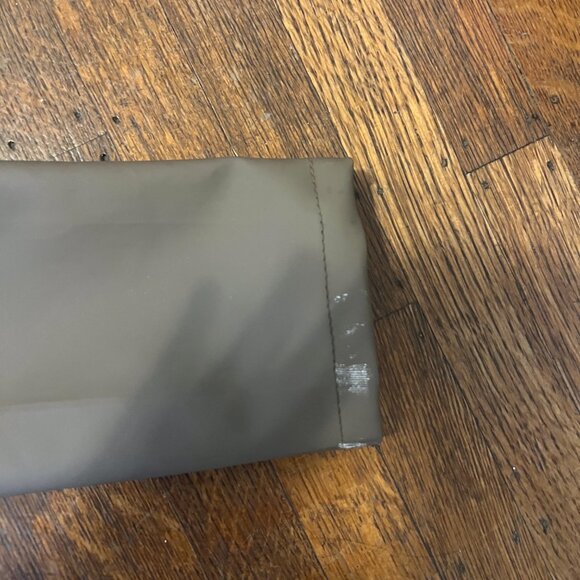 Stutterheim Mosebacke Lightweight Raincoat - Picture 4 of 4